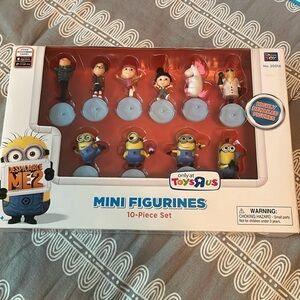 Despicable Me 2 figure set